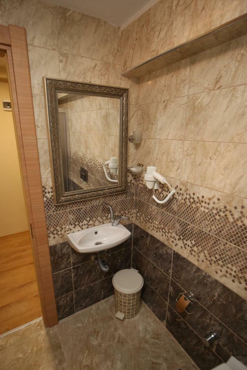איסטמבול Yues Hotel מראה חיצוני תמונה