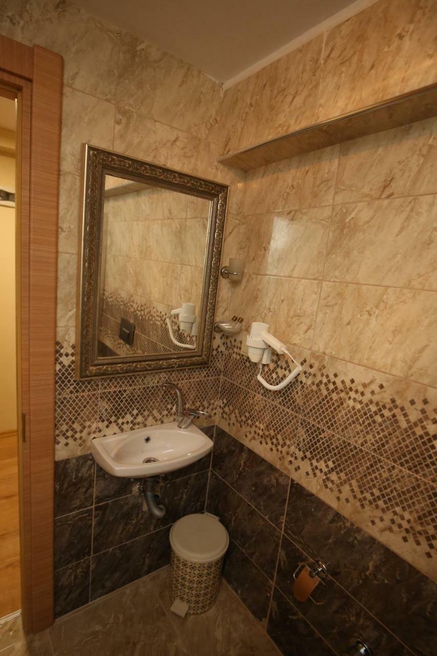 איסטמבול Yues Hotel מראה חיצוני תמונה