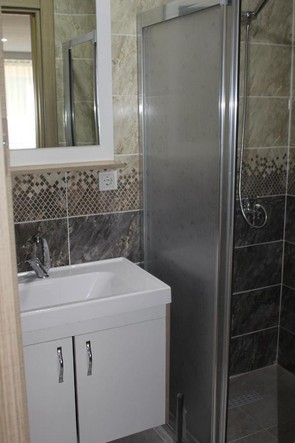 איסטמבול Yues Hotel מראה חיצוני תמונה